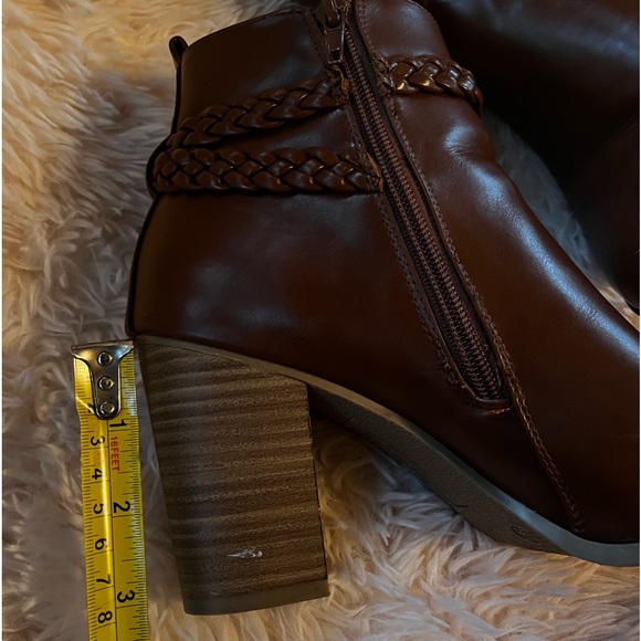 Caramel Heeled Boots - Picture 9 of 9